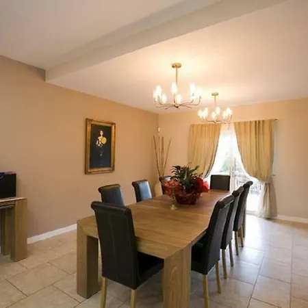 14812 - Luxury Near Marbella Feriehus