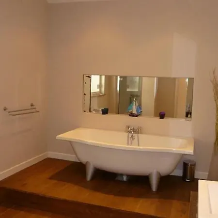 14812 - Luxury Near Marbella Feriehus *